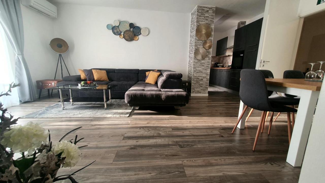 Apartman Perla Deluxe Poreč Exterior foto